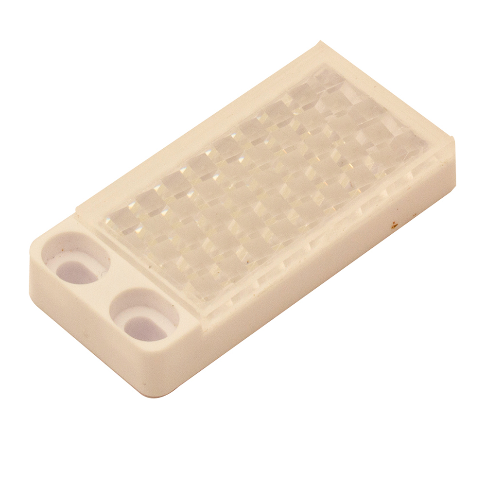 Plastic reflector 22,5x47mm