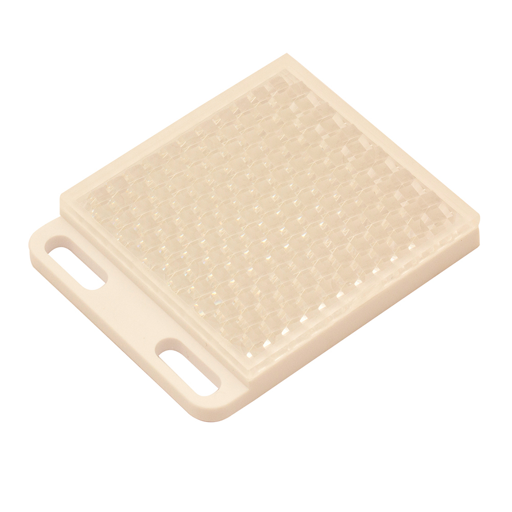 Plastic reflector 51x60mm
